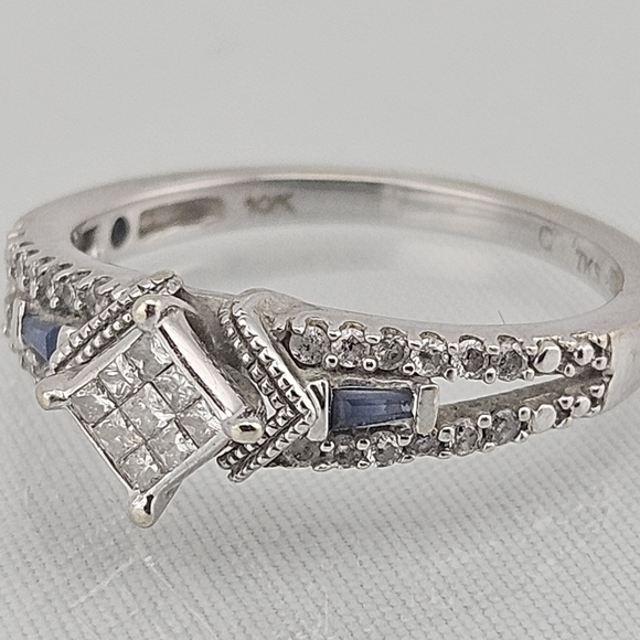Jewelry - 10k White Gold Engagement/Promise Ring with Natural Diamonds & Sapphire